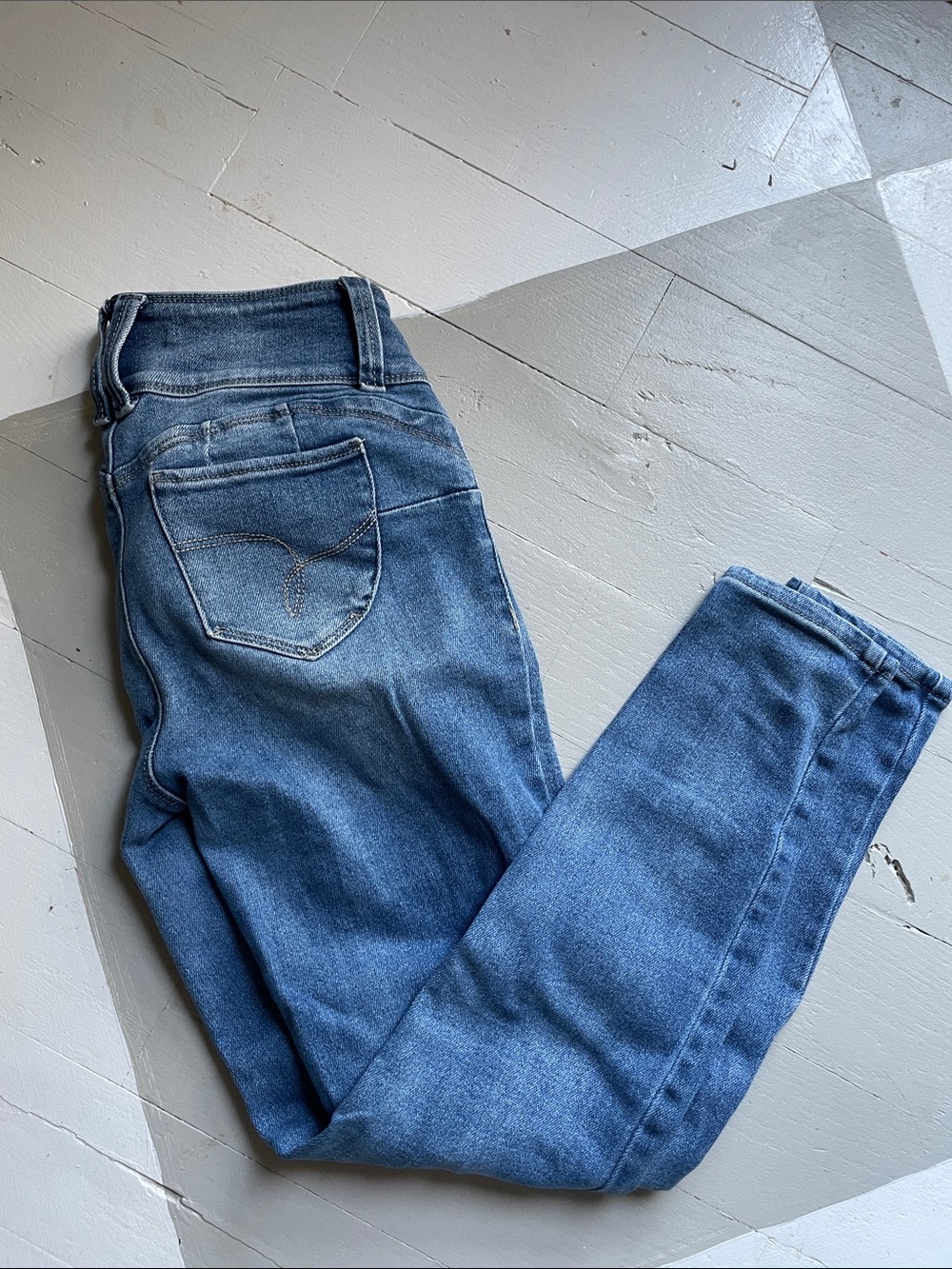 YMI Women's Skinny Jeans - Medium Blue Wash